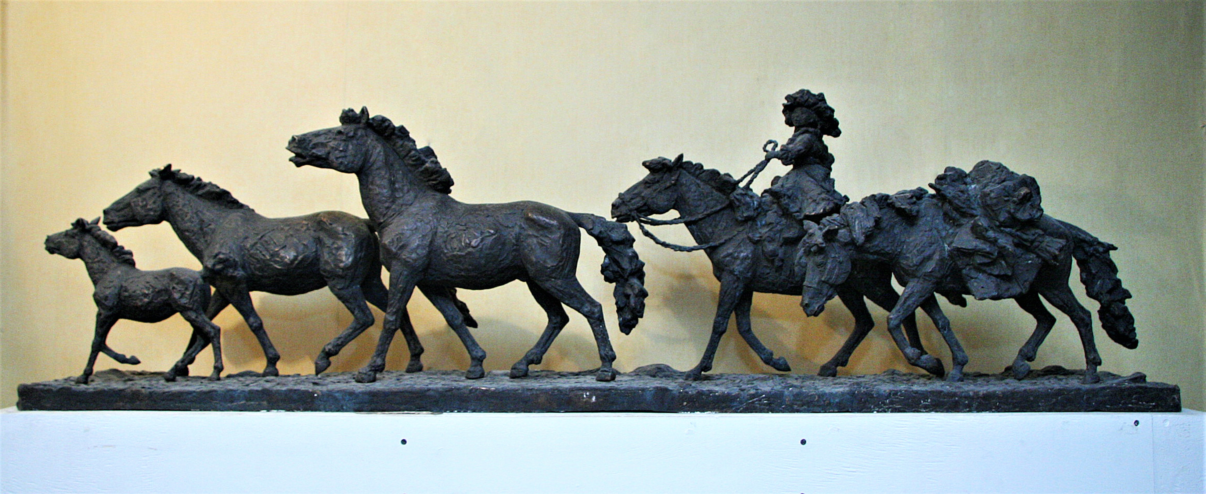 скульптура лошадей в бронзе, , скульптор Ольга Колосова.