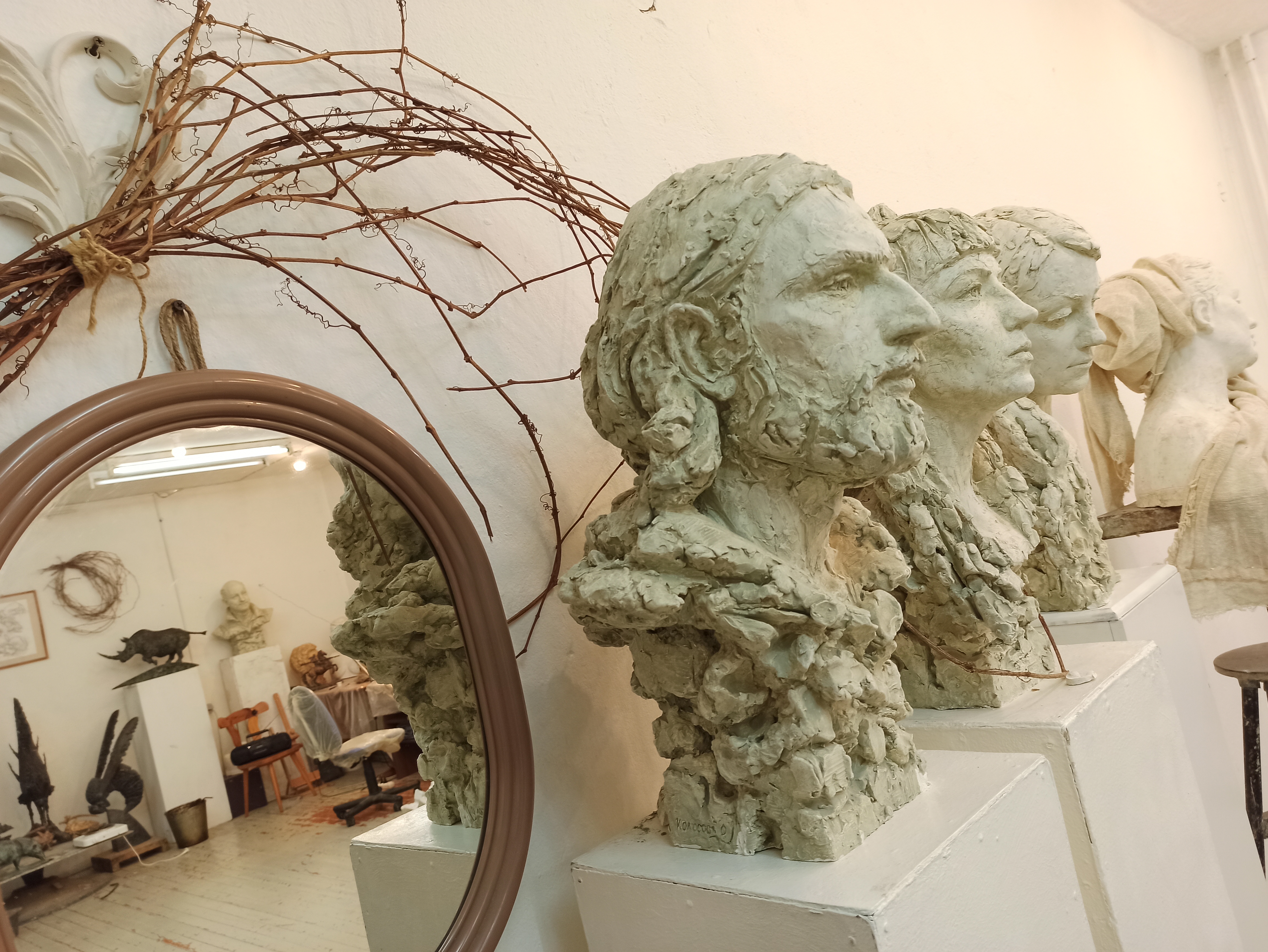 мастерская скульптора Ольги Колосовой, скульптурный портрет на заказ.