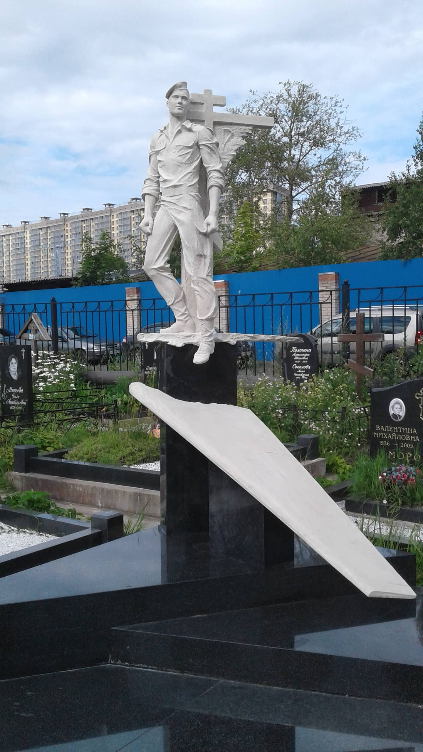 Памятник на заказ , надгробие на заказ, скульптор Алексей Селиванов, 