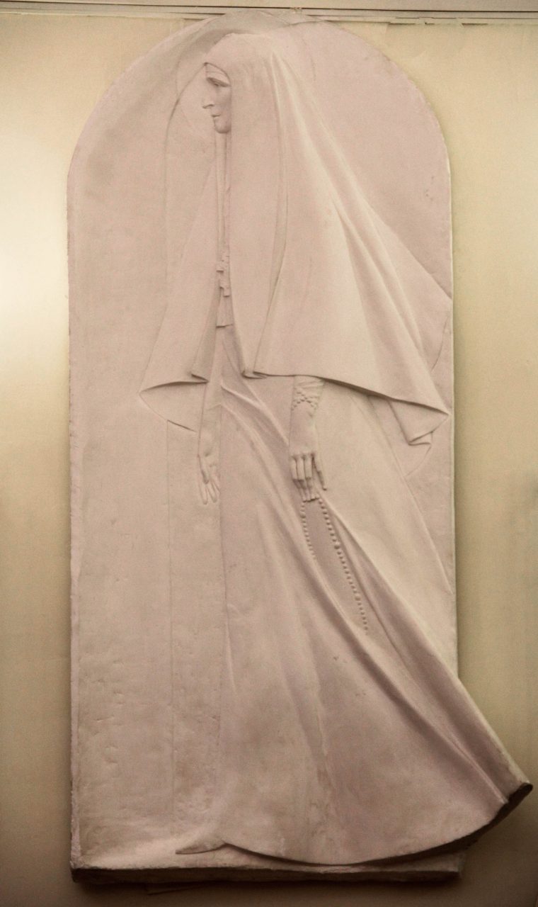  рельеф  преподобной Елизаветы Федоровны, скульптор Алексей Селиванов.