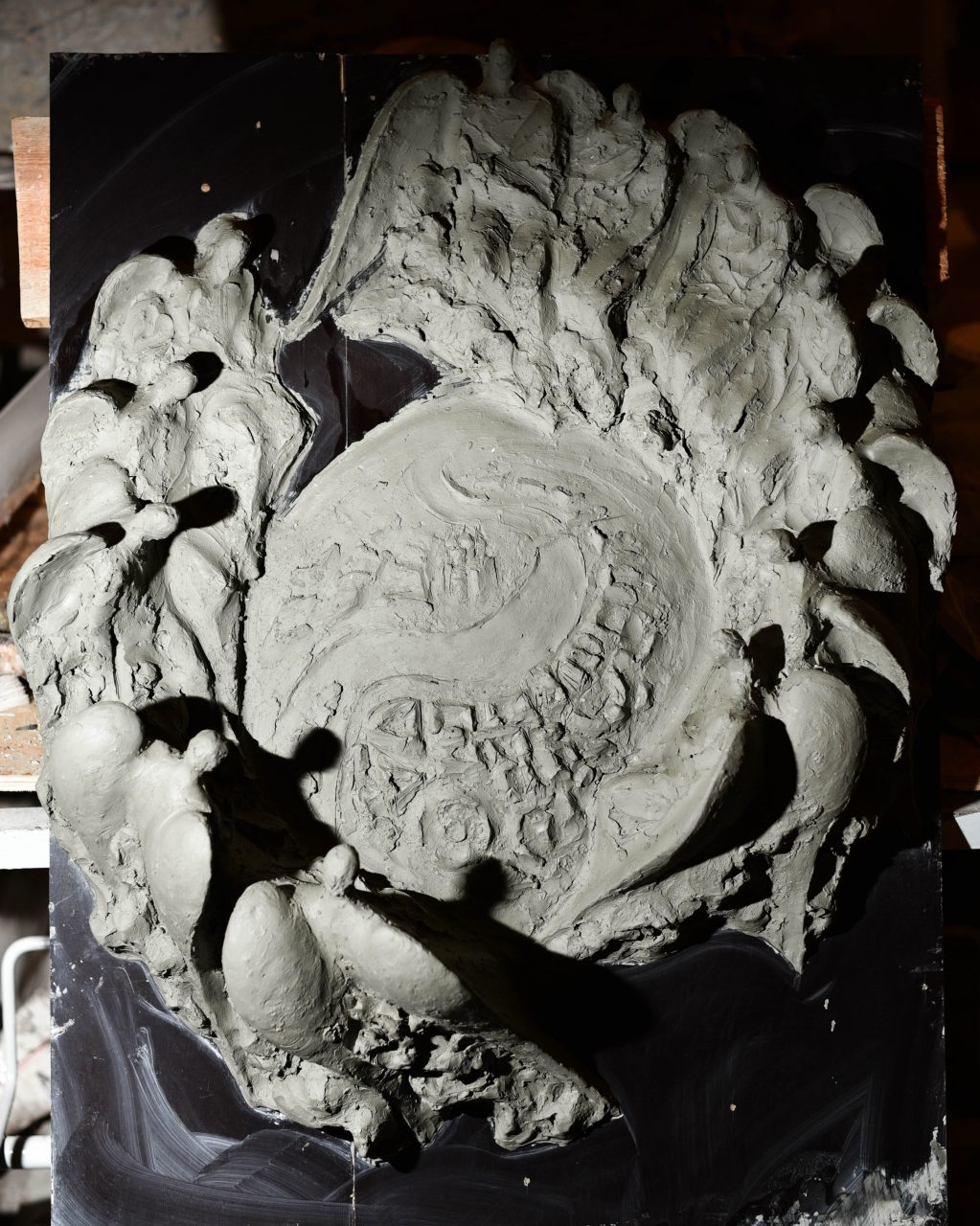  горельеф, скульптор Алексей Селиванов.