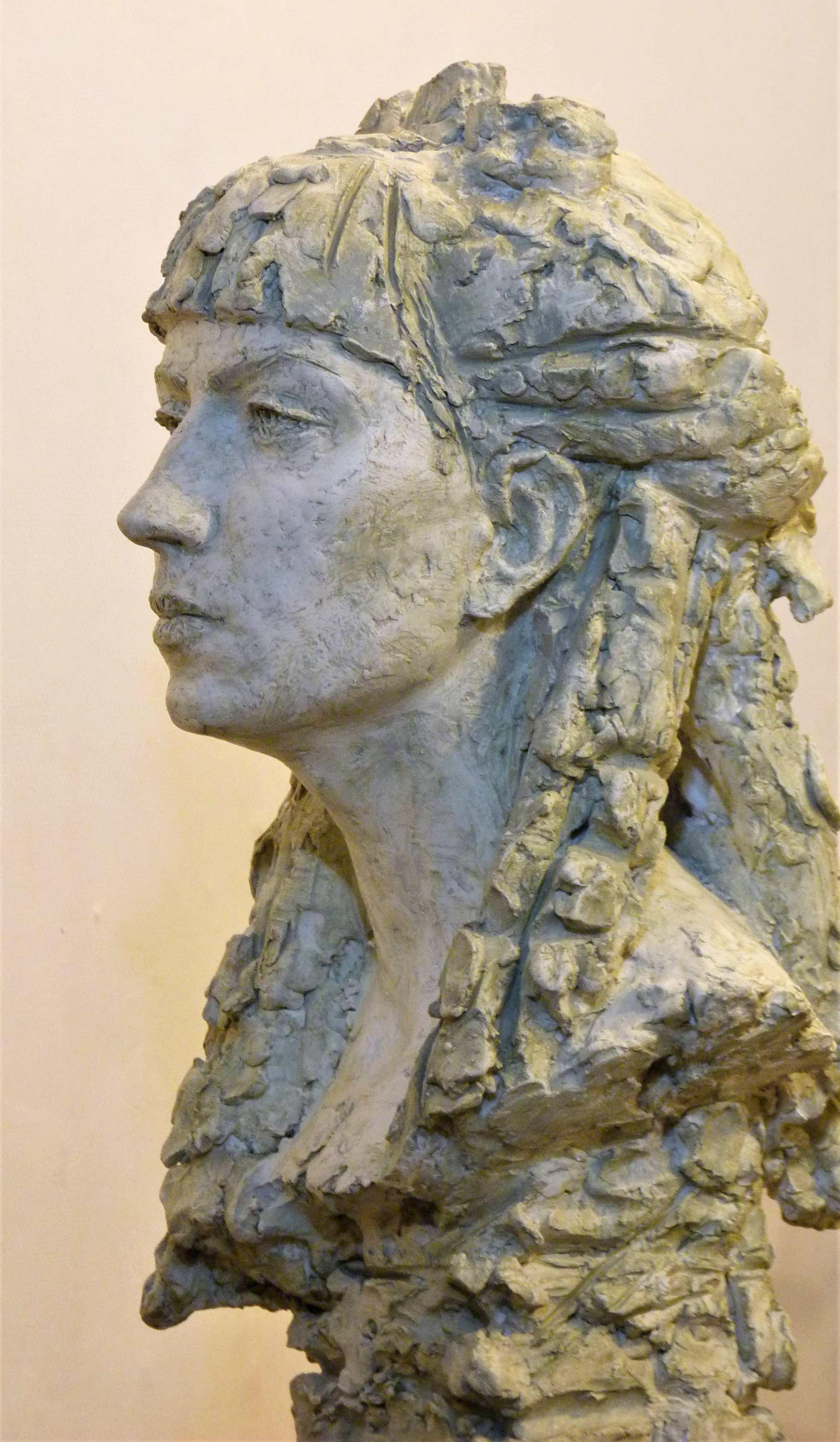 Скульптурный портрет из гипса на заказ,  скульптор Ольга Колосова.