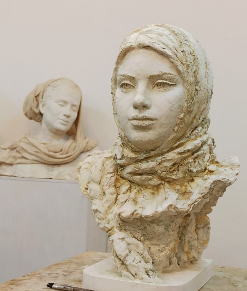 скульптурный бюст из гипса на заказ., скульптор Ольга Колосова.